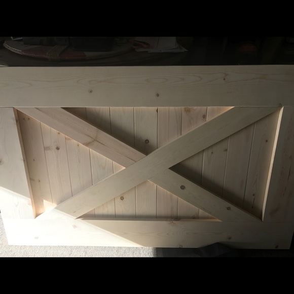 Custom Gate Made To Fit Your Exact Opening. Stained And Sealed with hardware inc - Picture 6 of 9